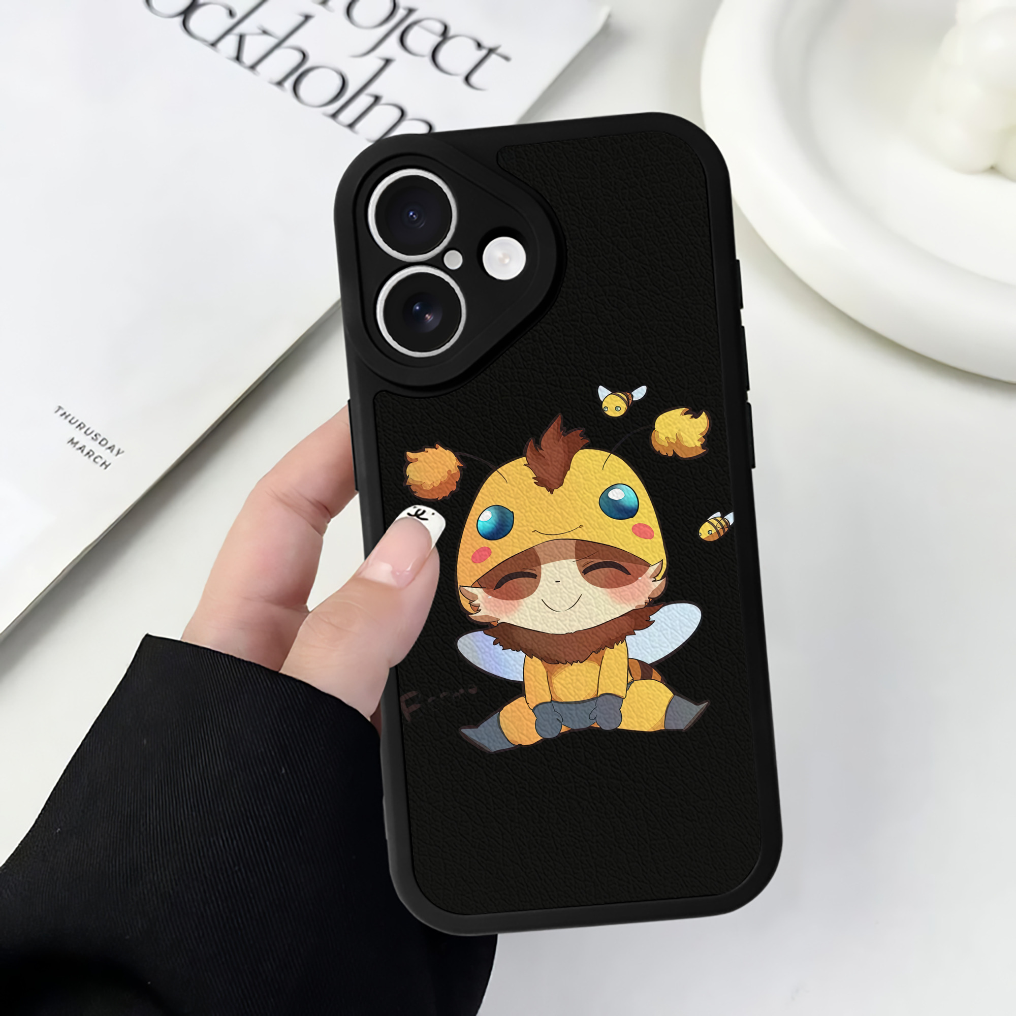 リーグ・オブ・レジェンド League of Legends LOL 【iPhone 16シリーズ対応】シリコンスマホケース（レザー調） 材質：シリコン